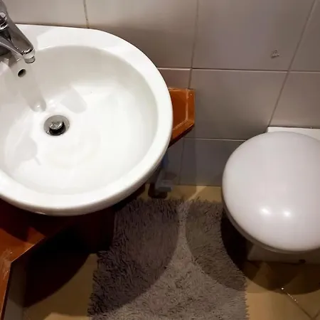 Apartamento Prostrani U Istorijskom Centru Grada Anna *