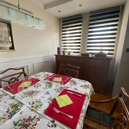 Prostrani U Istorijskom Centru Grada Anna *