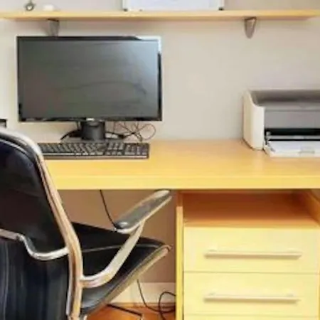 Prostrani U Istorijskom Centru Grada Anna Daire