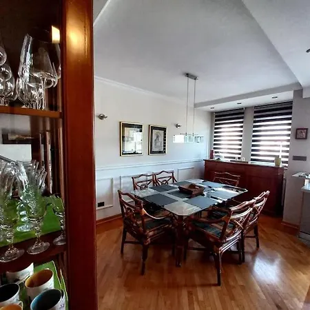 Apartamento Prostrani U Istorijskom Centru Grada Anna Belgrado