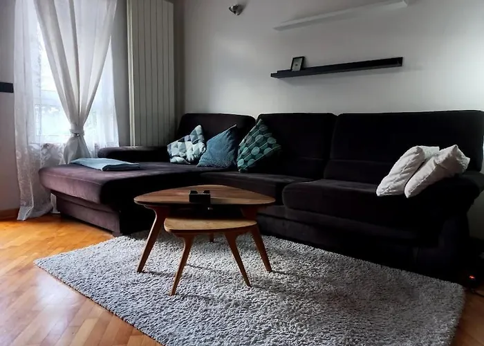 Apartament Prostrani U Istorijskom Centru Grada Anna